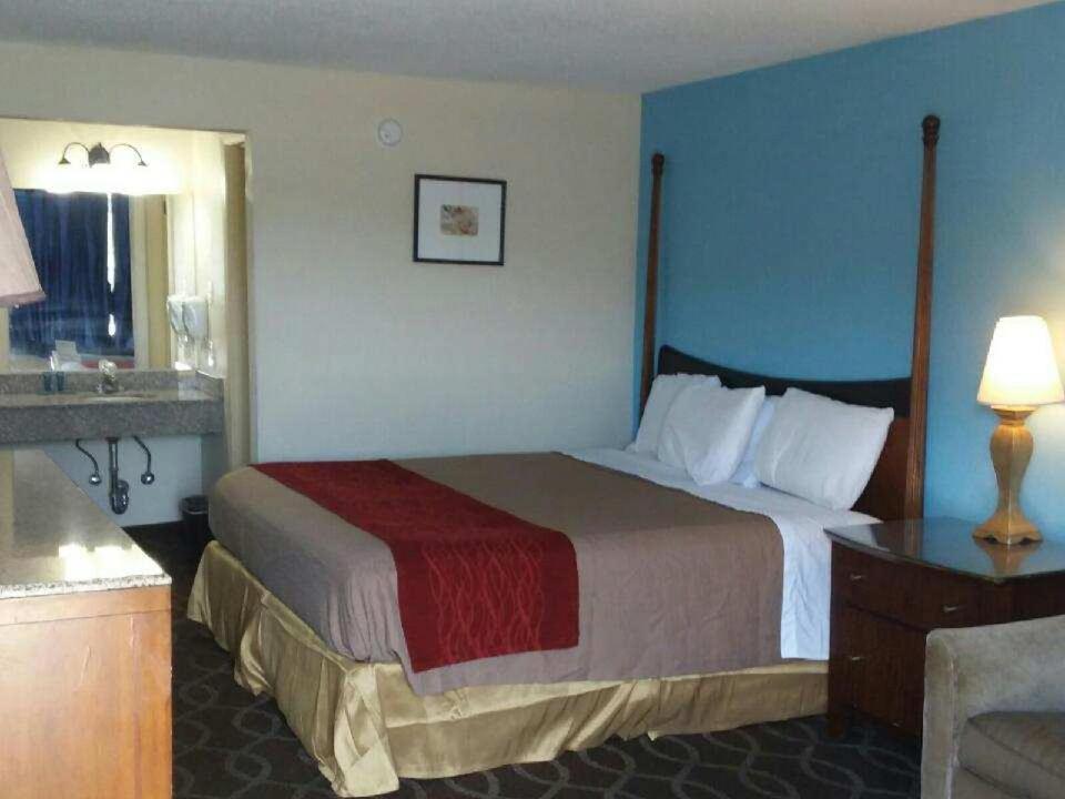 Travel Inn Marston Экстерьер фото