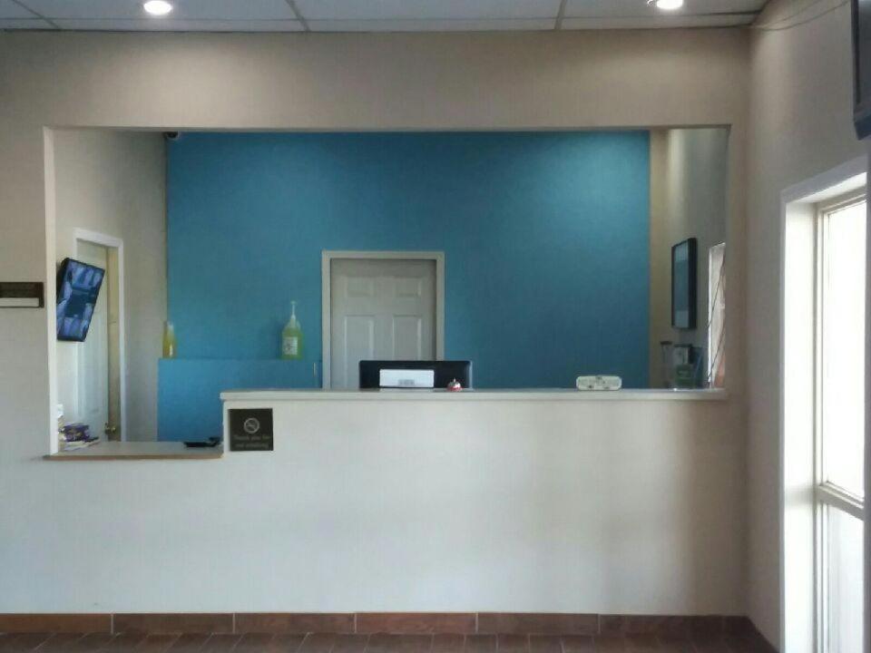Travel Inn Marston Экстерьер фото