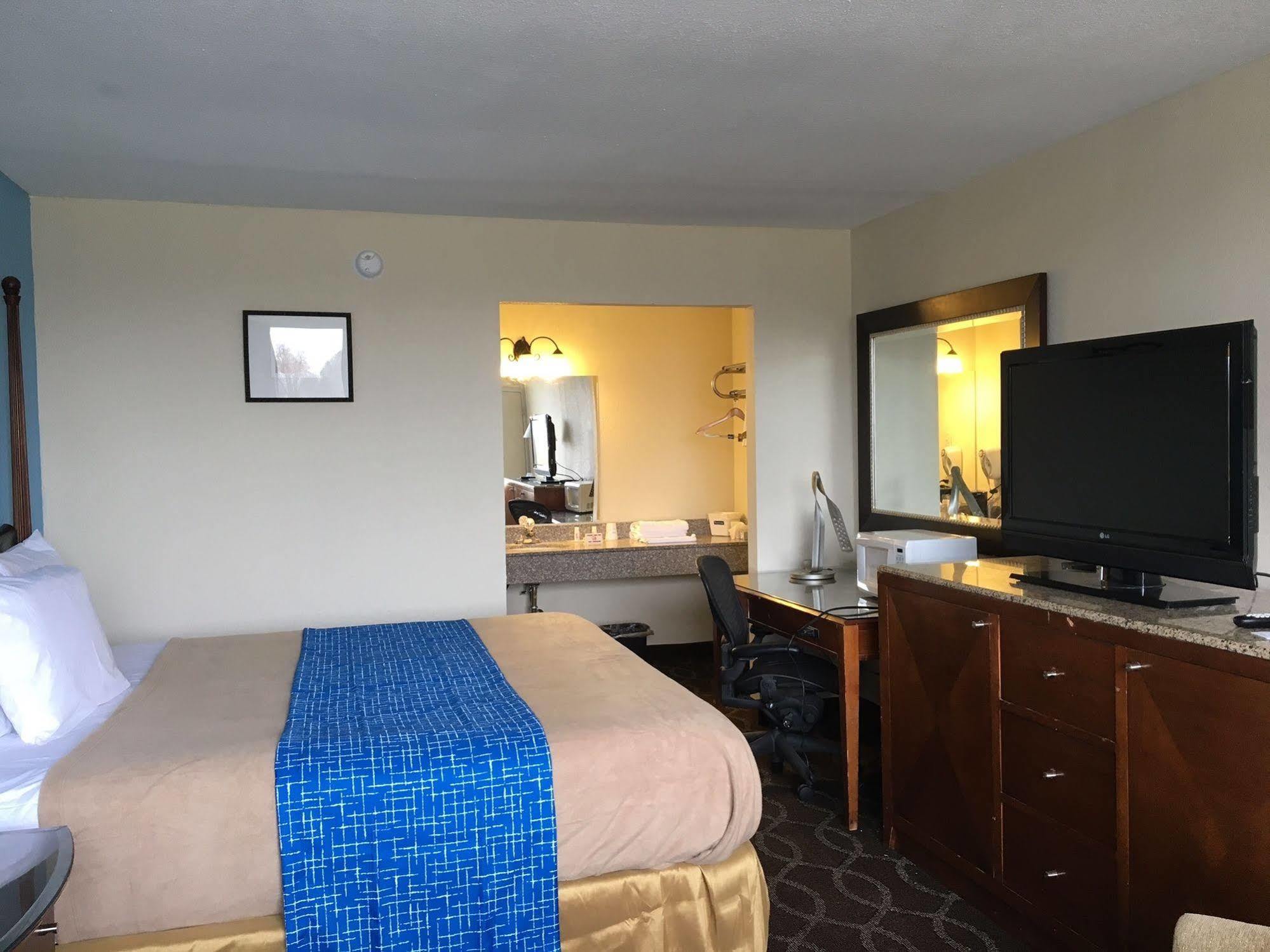 Travel Inn Marston Экстерьер фото