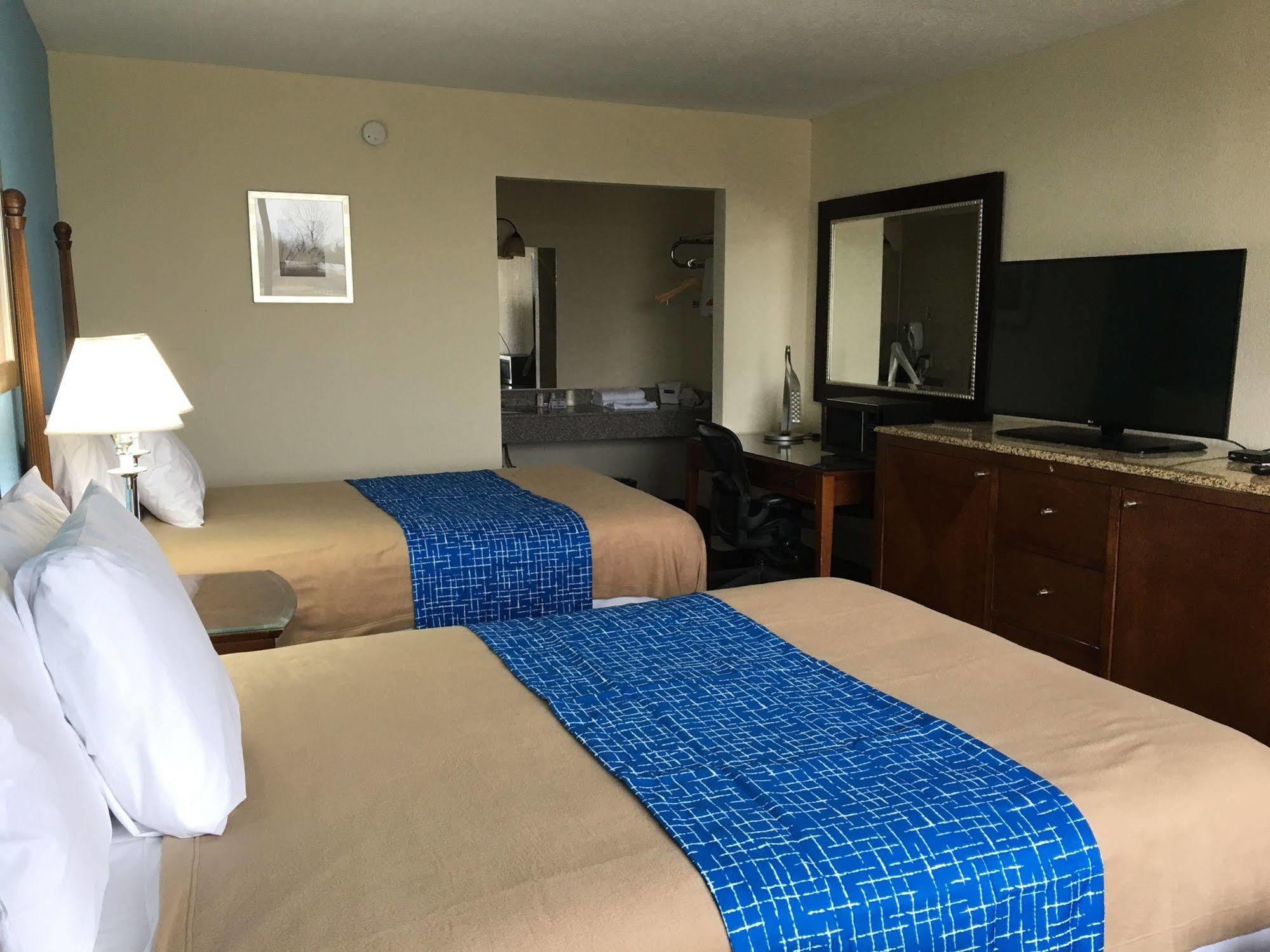Travel Inn Marston Экстерьер фото